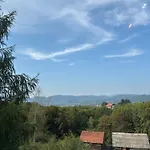 Little Farm Nani 게스트하우스 비소코