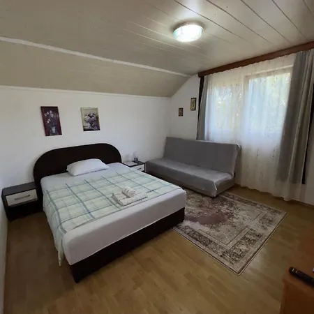 Little Farm Nani Konukevi *