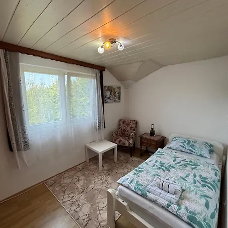 Konukevi Little Farm Nani Visoko