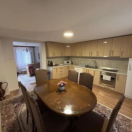 Little Farm Nani * Visoko