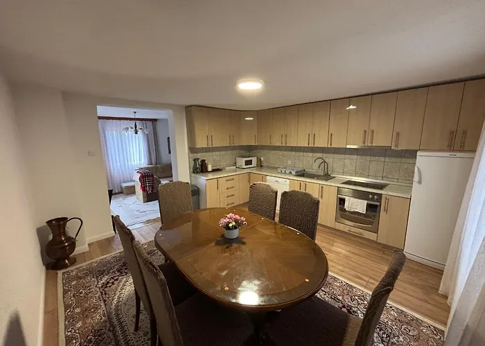 Little Farm Nani * Visoko